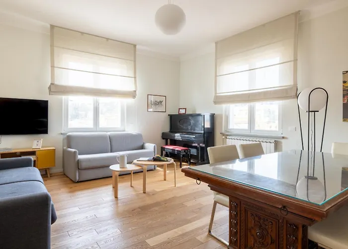 Top Floor Apt With Rooftop Terrace Near St. Peter